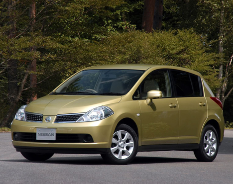 Изображение Tiida Hatchback